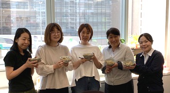 アロハースタッフ